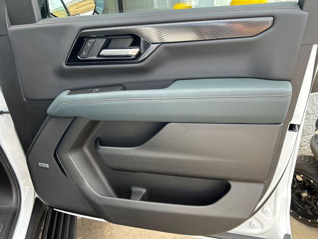 New 2026 GMC Yukon XL AT4 image 54