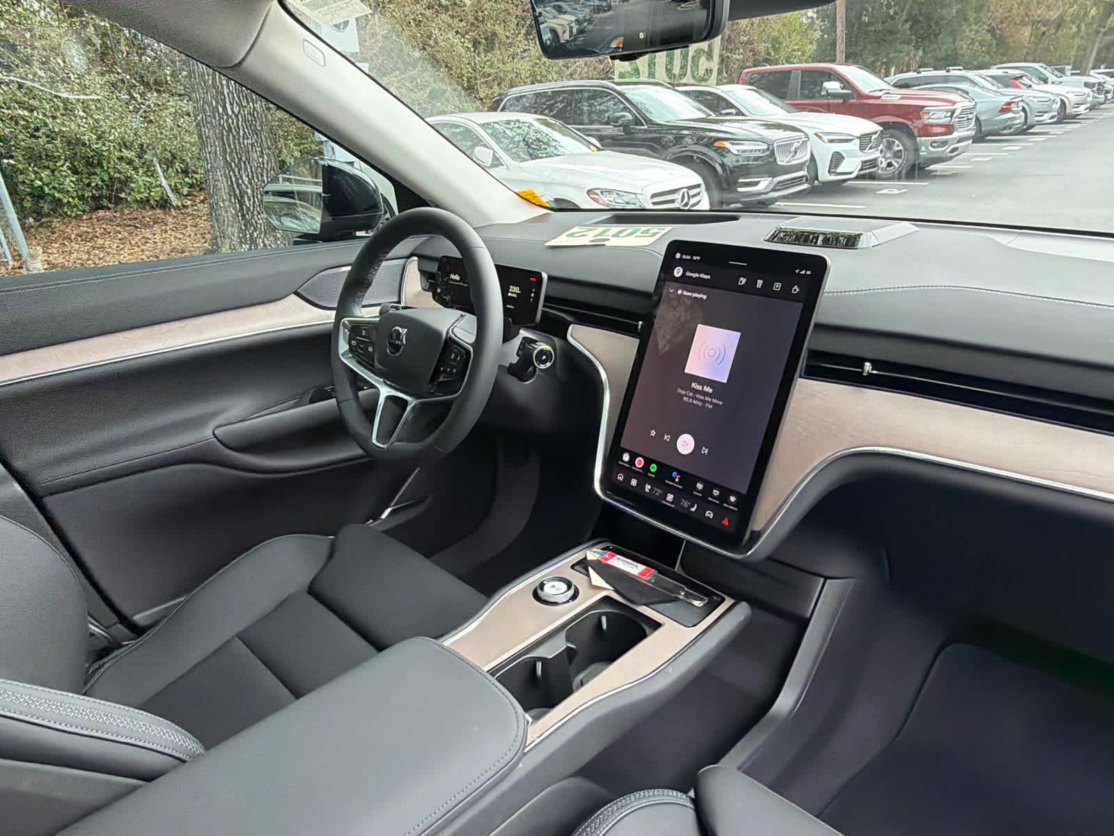 Certified 2025 Volvo EX90 Ultra image 19