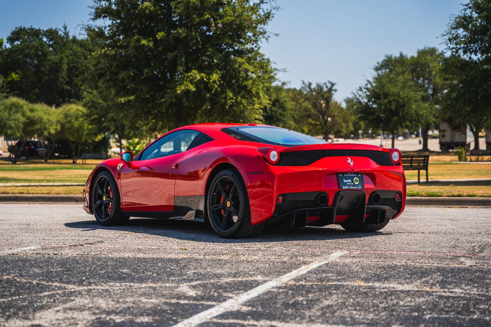 Used 2015 Ferrari 458 Speciale Coupe RWD image 7