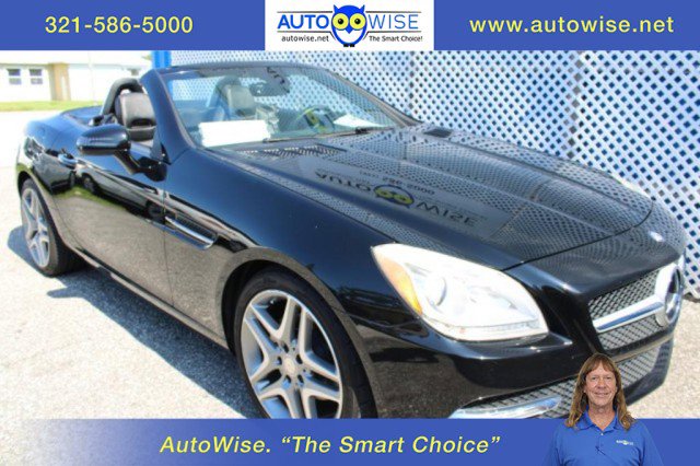 Used 2015 Mercedes-Benz SLK 250 w/ Premium Package image 1