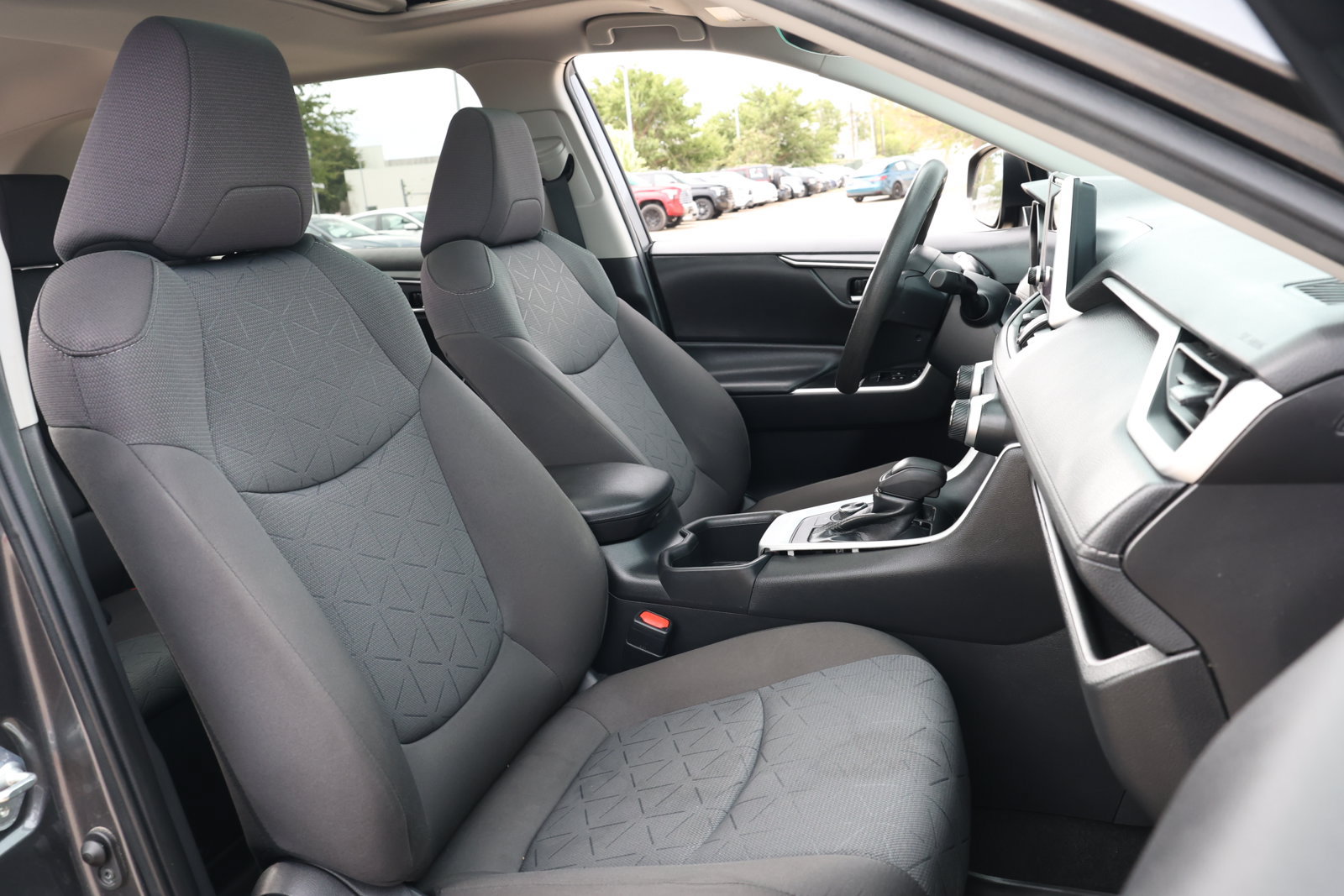Used 2023 Toyota RAV4 XLE w/ Convenience Package AWD/4WD image 29