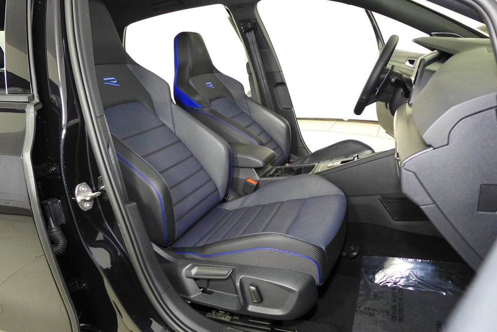 Certified 2022 Volkswagen Golf R AWD/4WD image 17