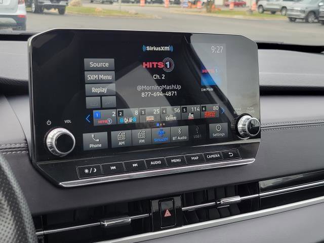 Used 2024 Mitsubishi Outlander 4WD Plug-In Hybrid image 17