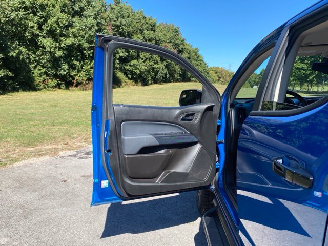 Used 2021 Chevrolet Colorado Z71 w/ Safety Package AWD/4WD image 16
