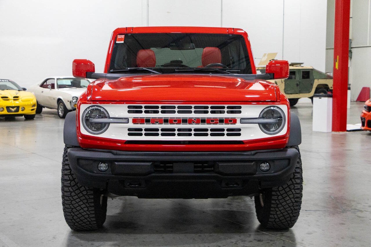 Used 2022 Ford Bronco Outer Banks w/ Sasquatch Package AWD/4WD image 9