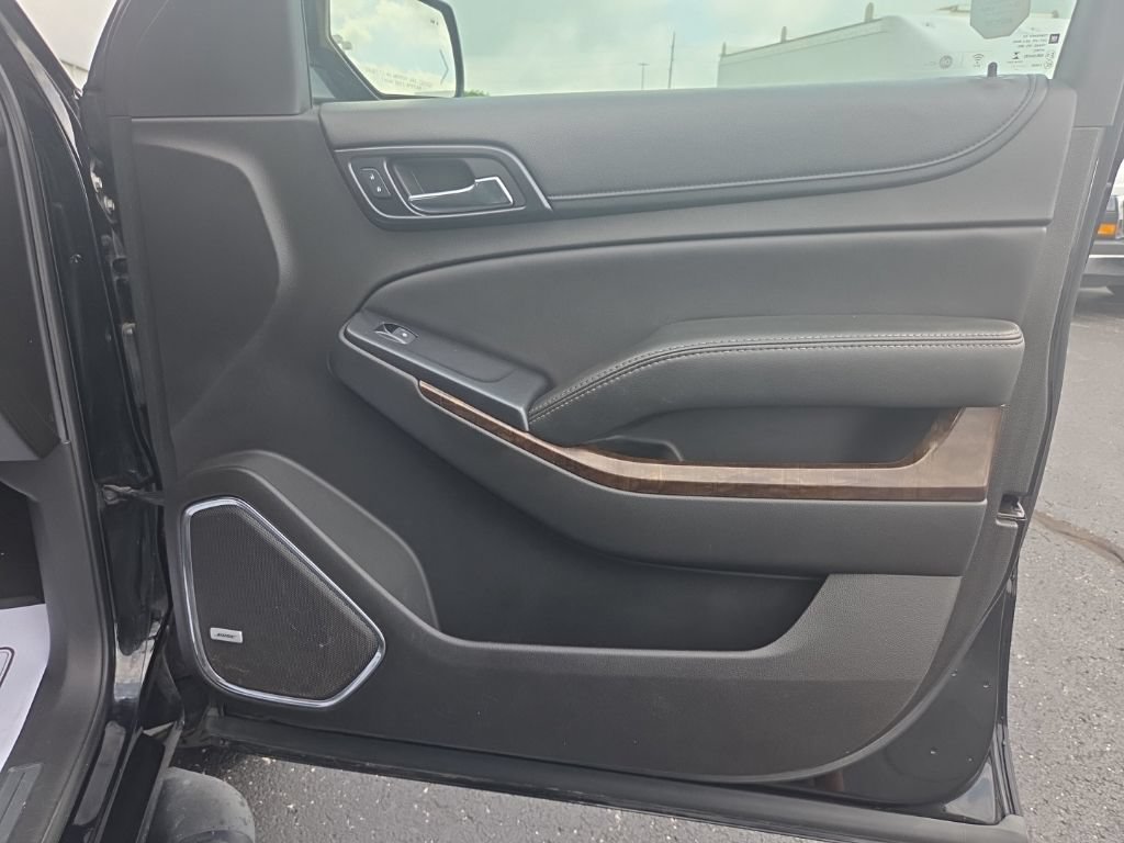 Used 2017 Chevrolet Suburban LT AWD/4WD image 25