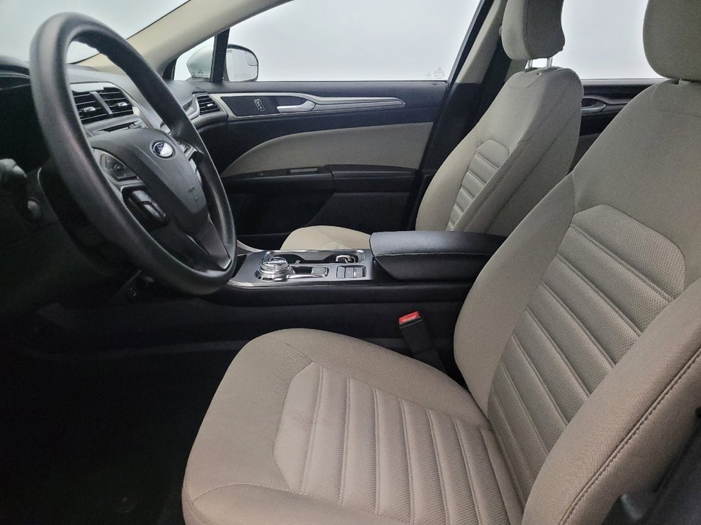Used 2018 Ford Fusion S image 17