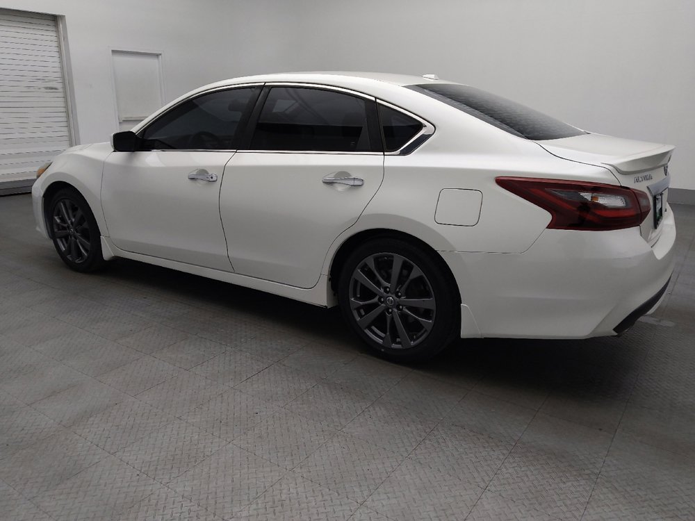 Used 2018 Nissan Altima 2.5 SR w/ SR Special Edition image 3