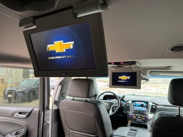 Used 2017 Chevrolet Suburban Premier image 8