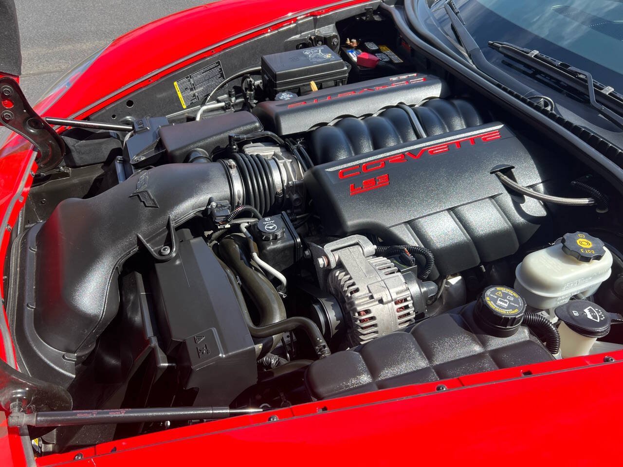 Used 2010 Chevrolet Corvette Convertible w/ Preferred Equipment Group RWD image 15