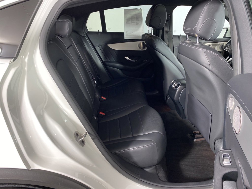 Used 2023 Mercedes-Benz GLC 300 4MATIC Coupe image 33