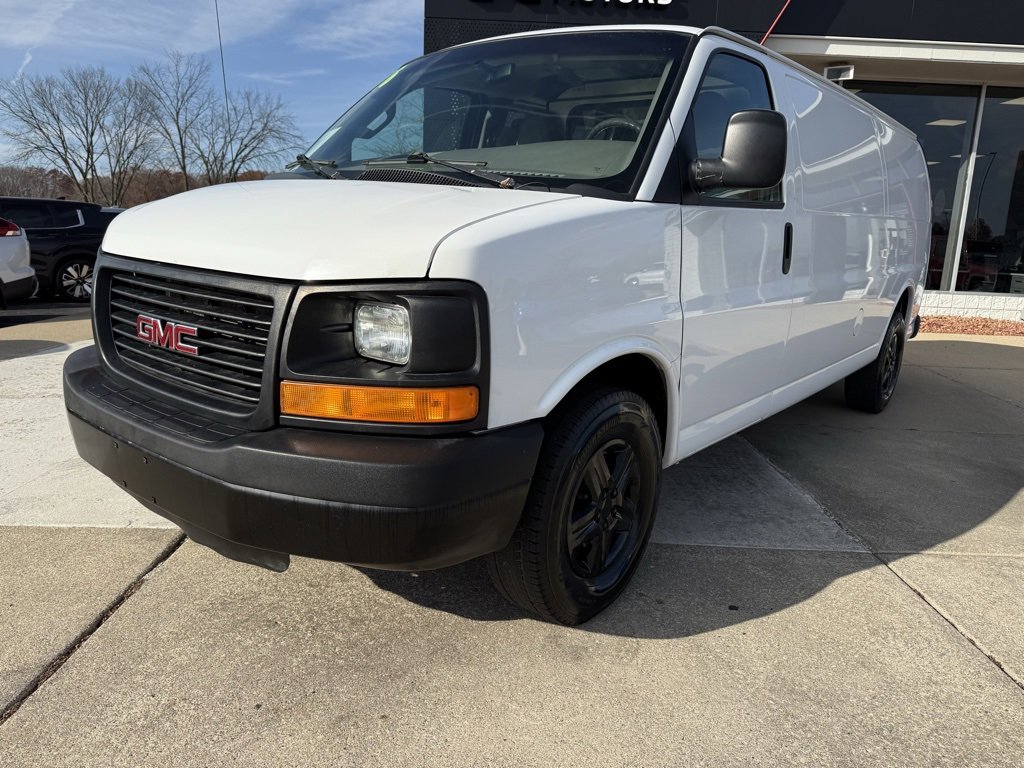 Used 2016 GMC Savana 2500 Extended image 1