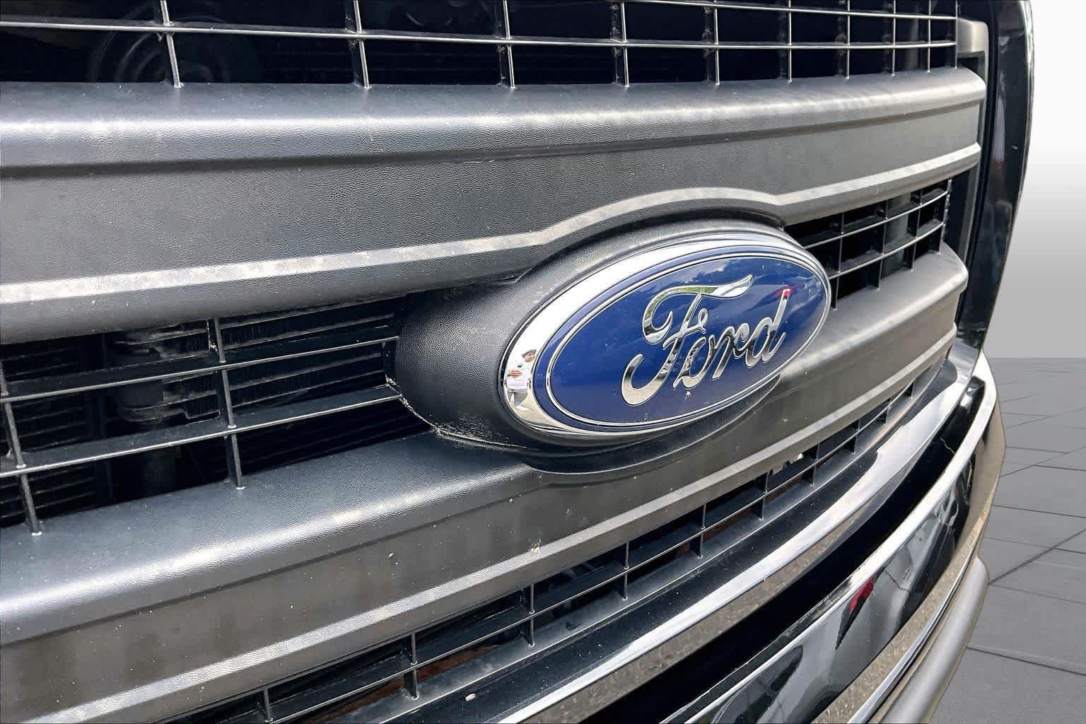 Used 2013 Ford F150 FX4 w/ Luxury Equipment Group AWD/4WD image 29