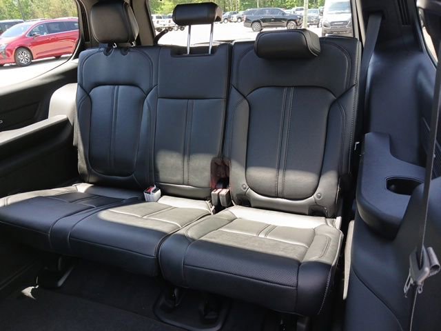 New 2026 Jeep Grand Wagoneer Limited AWD/4WD image 15