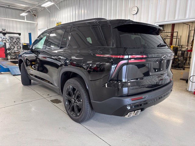 New 2027 Chevrolet Traverse LT w/ Midnight/Sport Edition AWD/4WD image 9