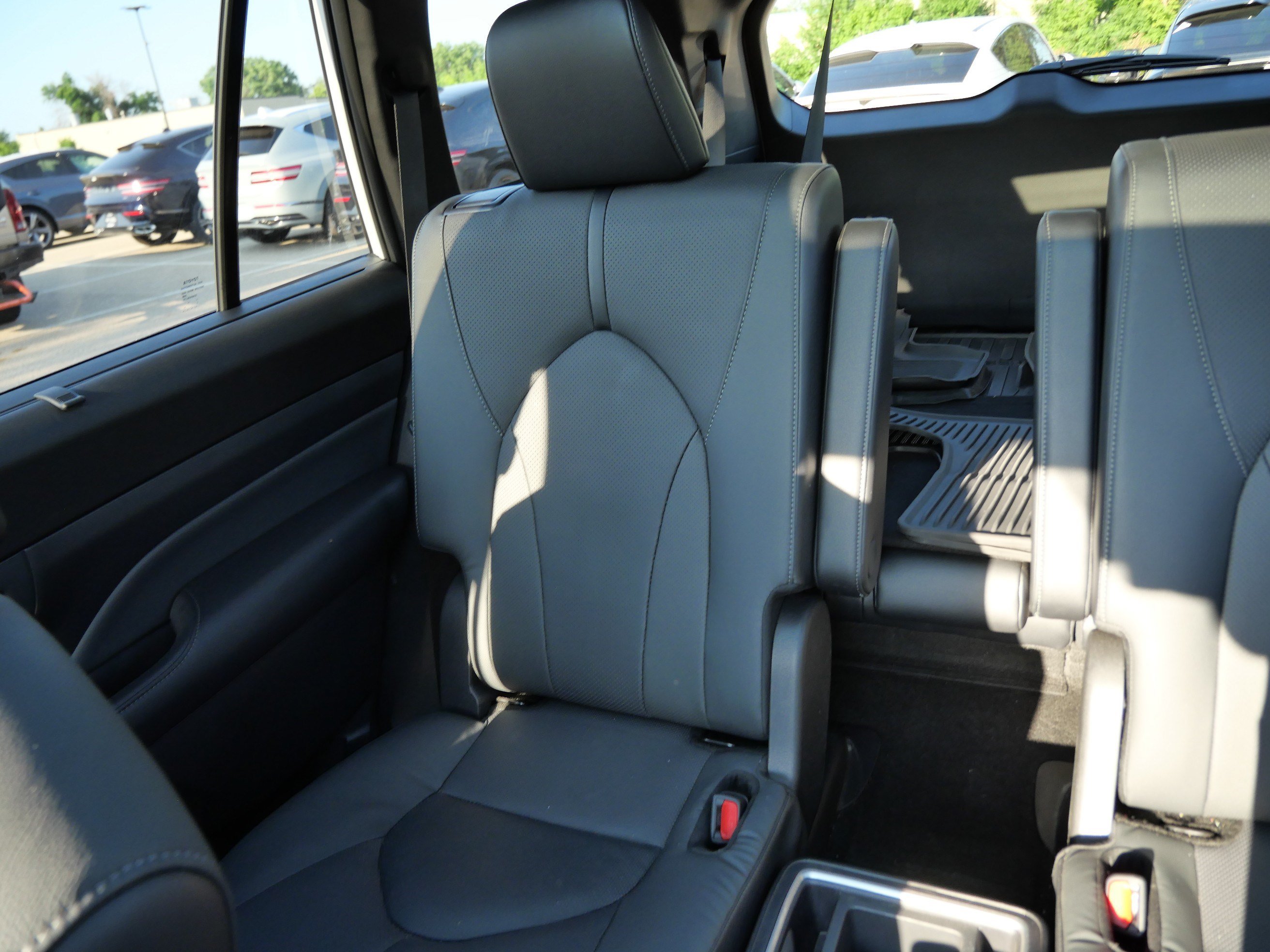 Certified 2026 Toyota Grand Highlander AWD Hybrid image 13