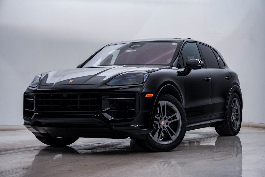 New 2026 Porsche Cayenne GTS image 1