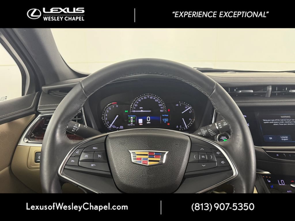 Used 2017 Cadillac XT5 Premium Luxury w/ Driver Assist Package FWD image 12