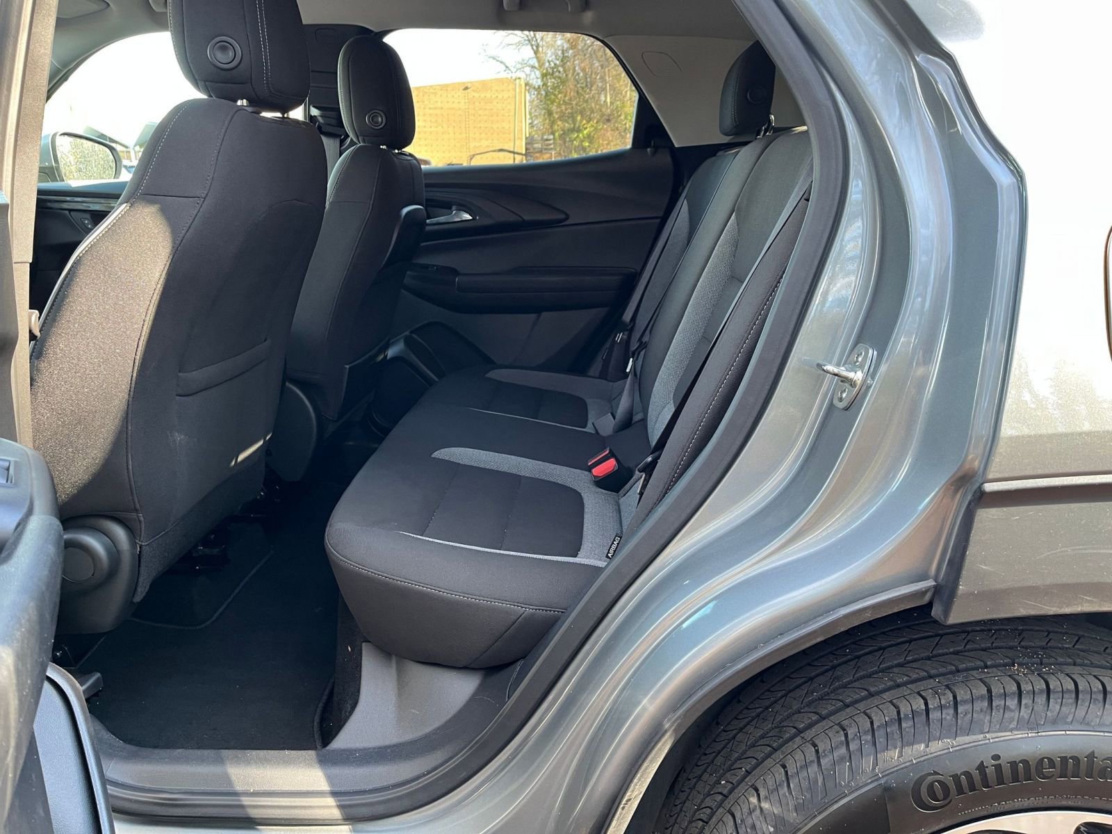 Used 2025 Chevrolet TrailBlazer LT image 23