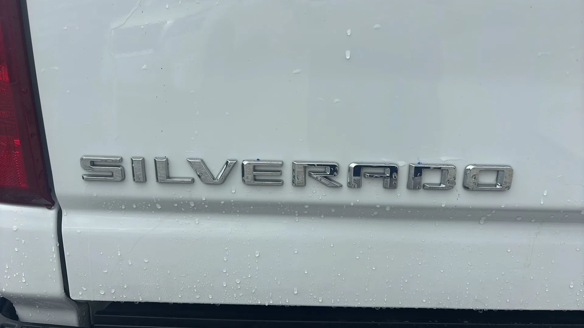Used 2022 Chevrolet Silverado 2500 Custom w/ Custom Value Package AWD/4WD image 5
