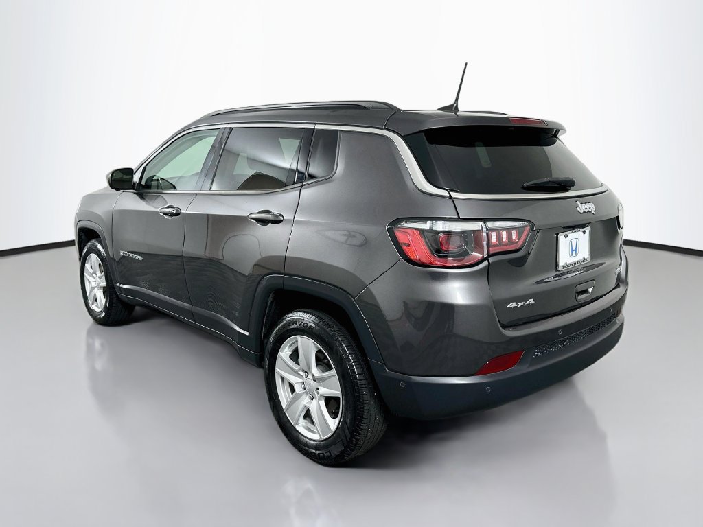 Used 2022 Jeep Compass Latitude w/ Convenience Group AWD/4WD image 7