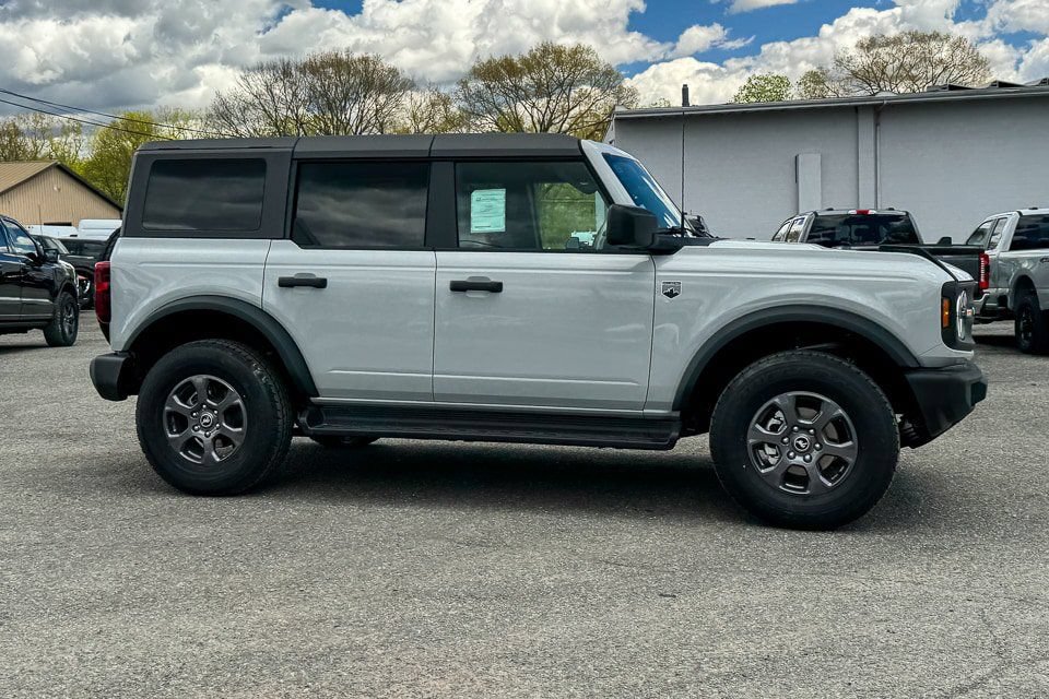 New 2026 Ford Bronco Big Bend AWD/4WD image 2