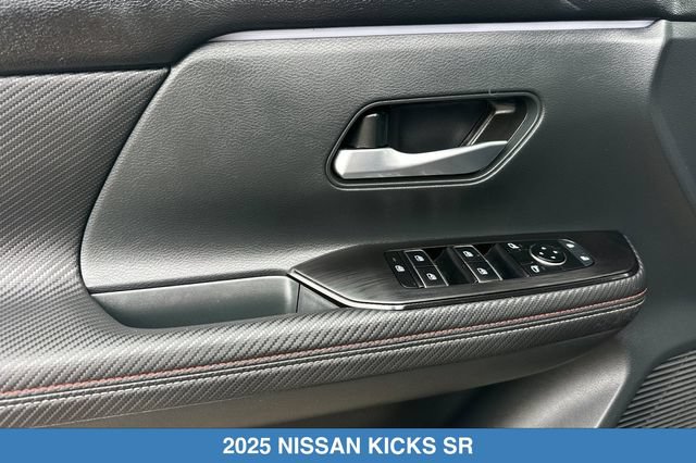 Used 2025 Nissan Kicks SR AWD/4WD image 12
