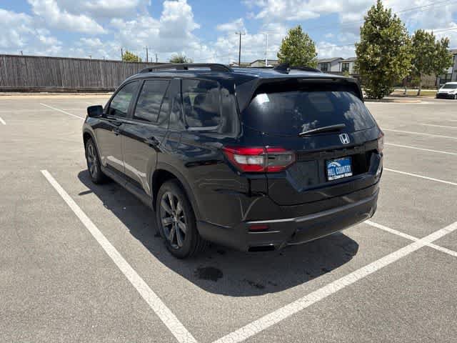 Used 2026 Honda Pilot Sport image 3