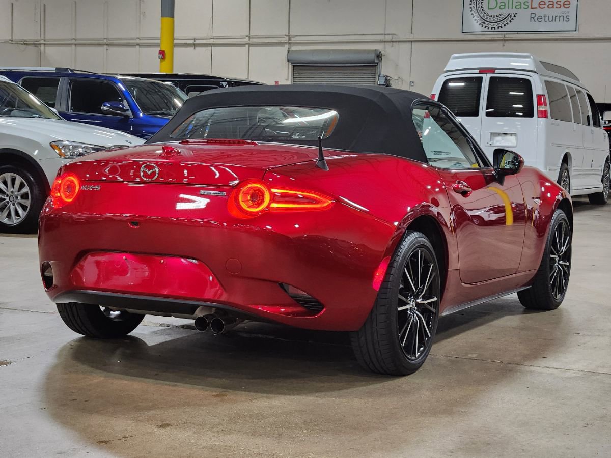Used 2025 MAZDA MX-5 Miata Grand Touring RWD image 10