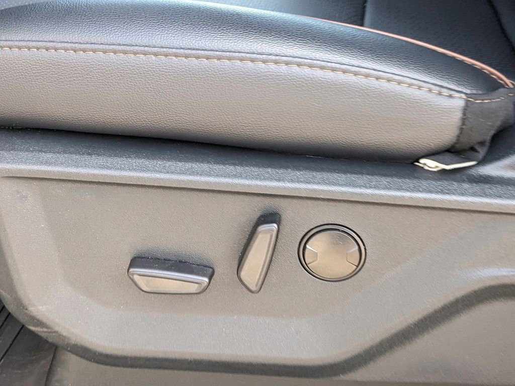 New 2025 Ford F150 Lariat w/ Equipment Group 501A Mid image 22