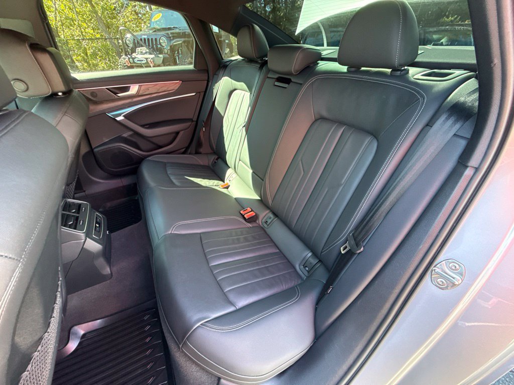 Used 2022 Audi A6 2.0T Premium w/ Black Optic Sport Package AWD/4WD image 31