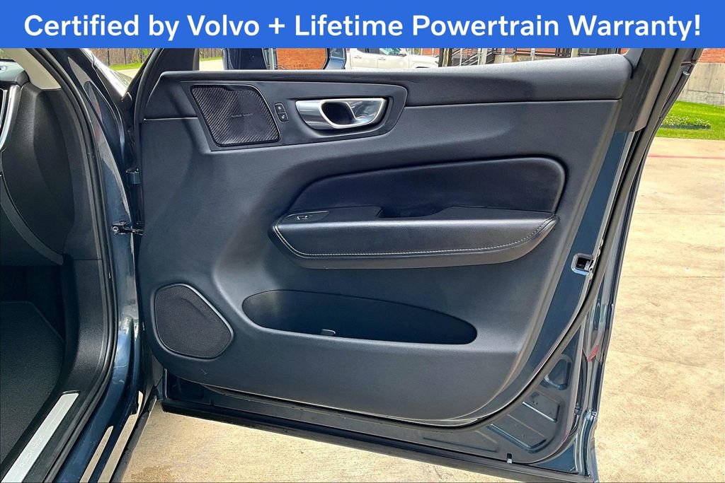Certified 2023 Volvo XC60 T8 Plus AWD/4WD image 26