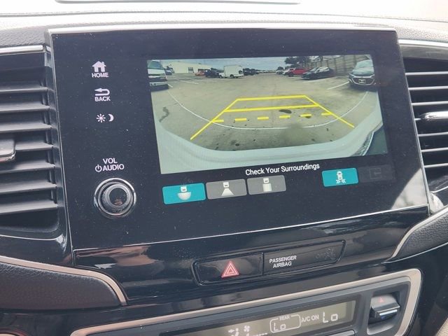 Used 2020 Honda Pilot Touring image 6