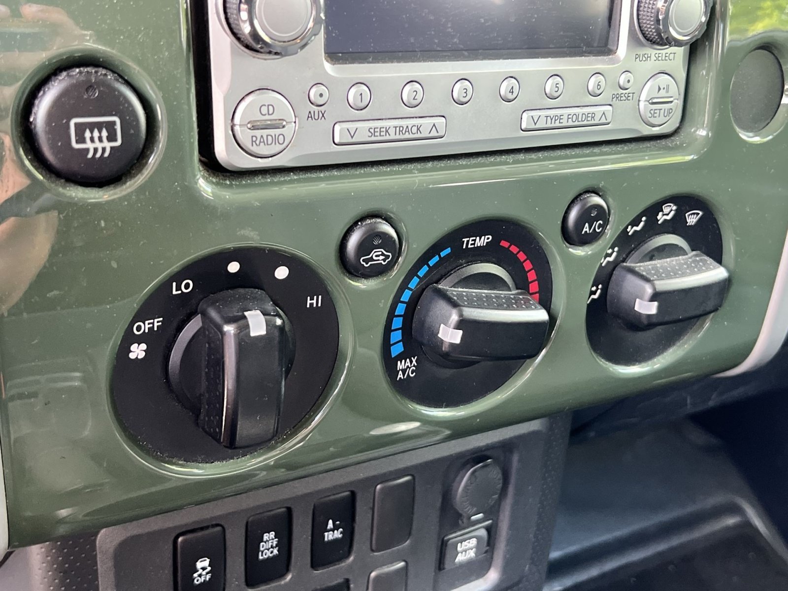 Used 2012 Toyota FJ Cruiser 4WD w/ Upgrade Pkg image 18