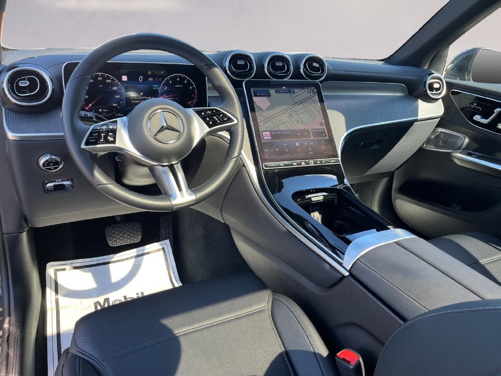 Used 2023 Mercedes-Benz GLC 300 4MATIC image 10