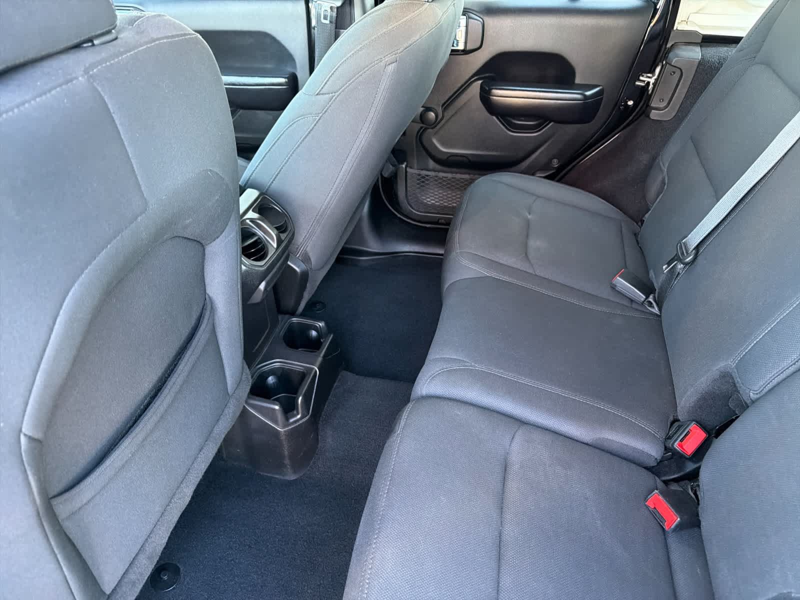 Used 2019 Jeep Wrangler Unlimited Sport AWD/4WD image 4