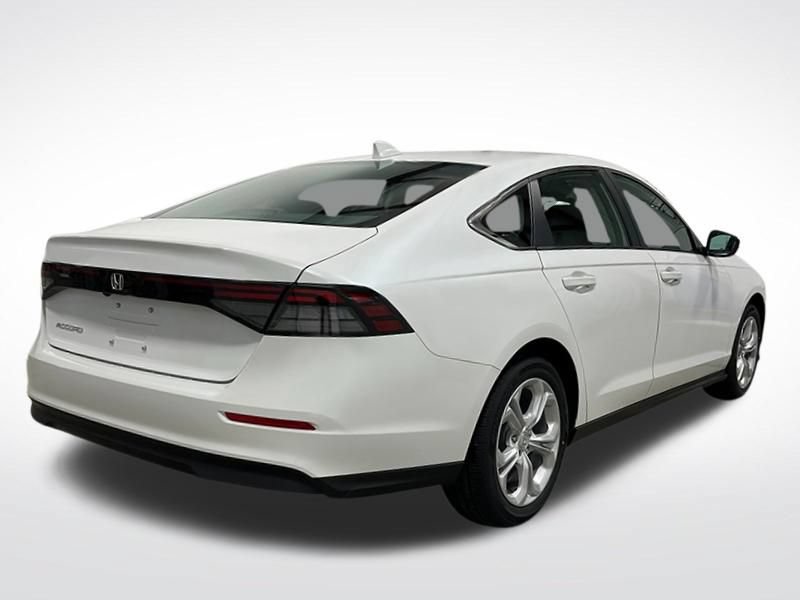 Certified 2023 Honda Accord LX image 9