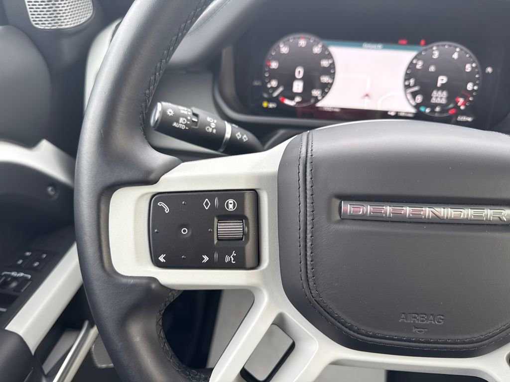 New 2024 Land Rover Defender 130 X-Dynamic SE image 20