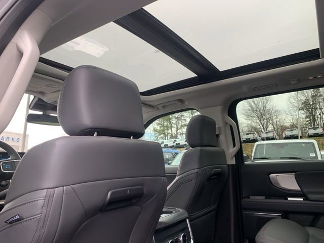 New 2025 Ford Expedition Max Active AWD/4WD image 25