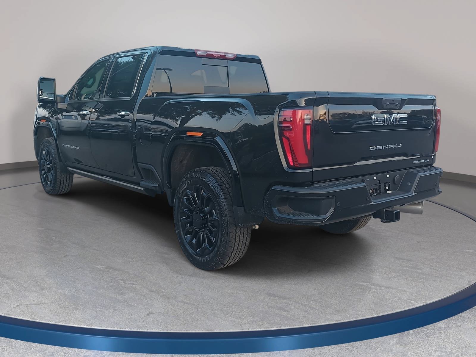 New 2026 GMC Sierra 2500 Denali Ultimate AWD/4WD image 7