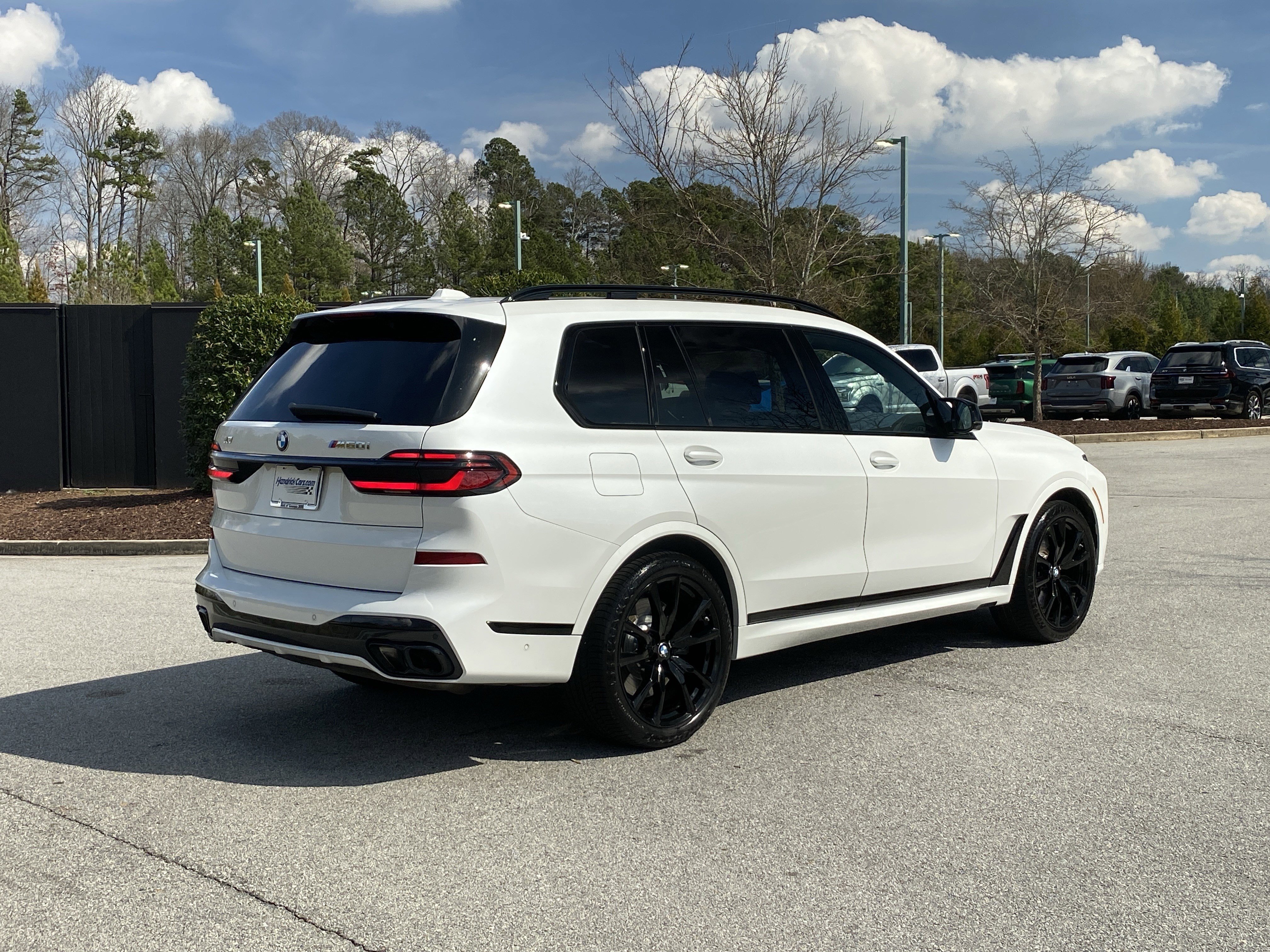 Used 2024 BMW X7 M60i w/ Executive Package image 5