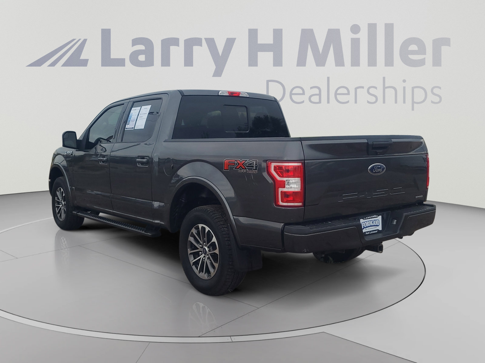 Used 2019 Ford F150 XLT w/ Equipment Group 302A Luxury AWD/4WD image 3
