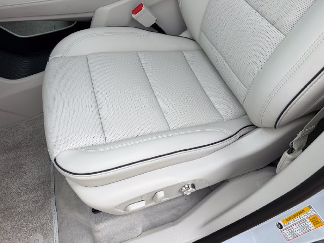 New 2027 Buick Enclave Avenir FWD image 18