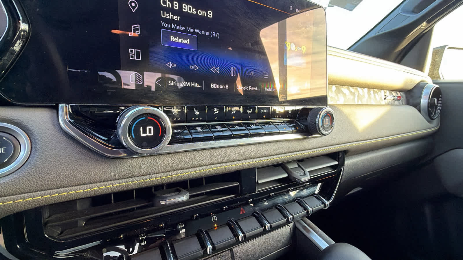 Certified 2024 Chevrolet Colorado ZR2 w/ ZR2 Bison Edition image 14