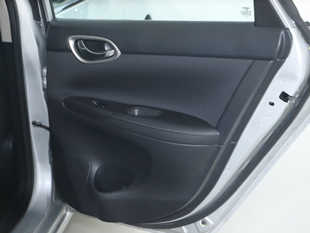 Certified 2019 Nissan Sentra SV FWD image 29