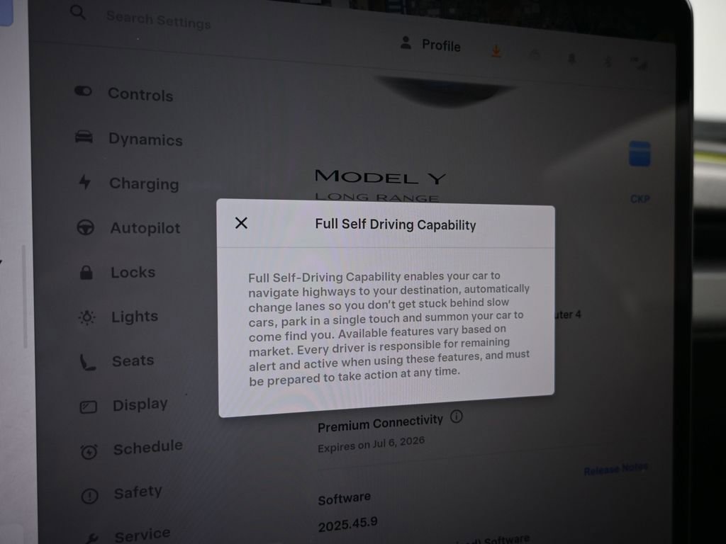 Used 2026 Tesla Model Y AWD image 15