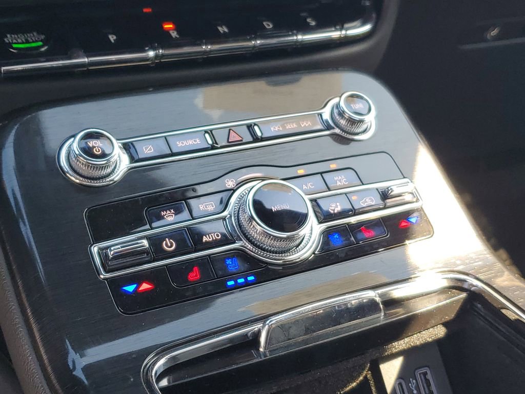 Used 2023 Lincoln Nautilus Reserve w/ Equipment Group 201A image 32