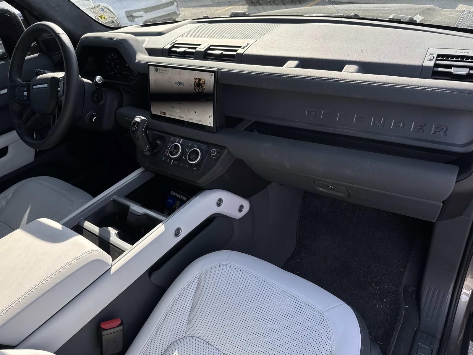 Used 2025 Land Rover Defender 130 X AWD/4WD image 13