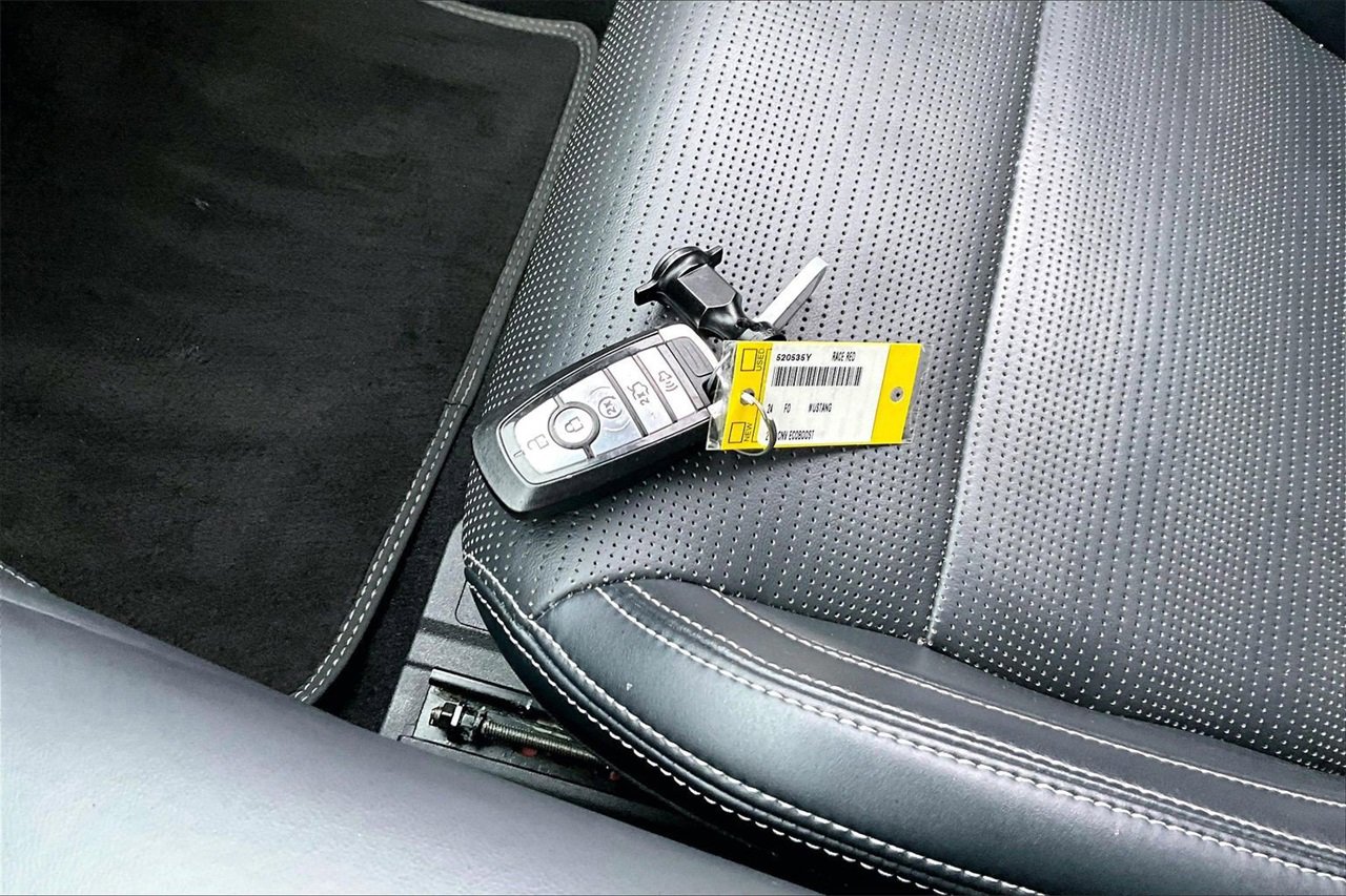 Used 2024 Ford Mustang Premium image 30