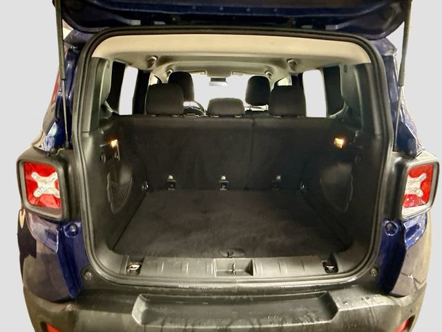 Used 2016 Jeep Renegade Trailhawk AWD/4WD image 26
